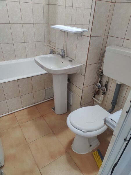 Racari-Kaufland, proprietar.