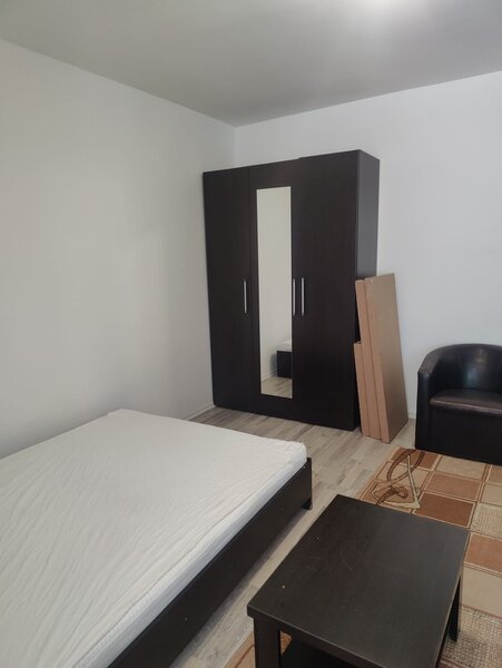 Racari-Kaufland, proprietar.